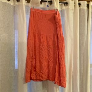 Nine West Midi Skirt Crepe Fabric Tiered Side Slit Coral Elastic Waist